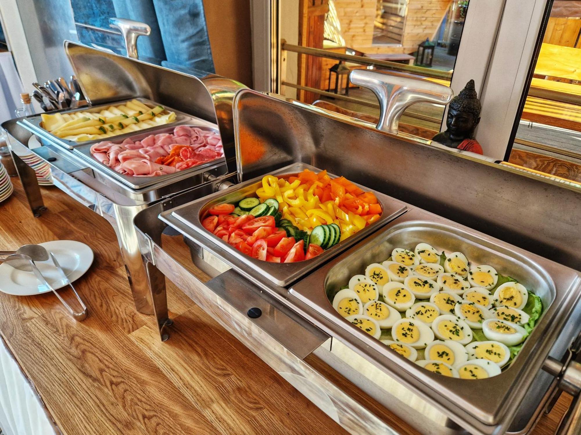 In Spirit, Hotel V Roznovskem Pivovaru - Pivni Lazne, Wellness & Cokoladovna Rožnov pod Radhoštěm Buitenkant foto