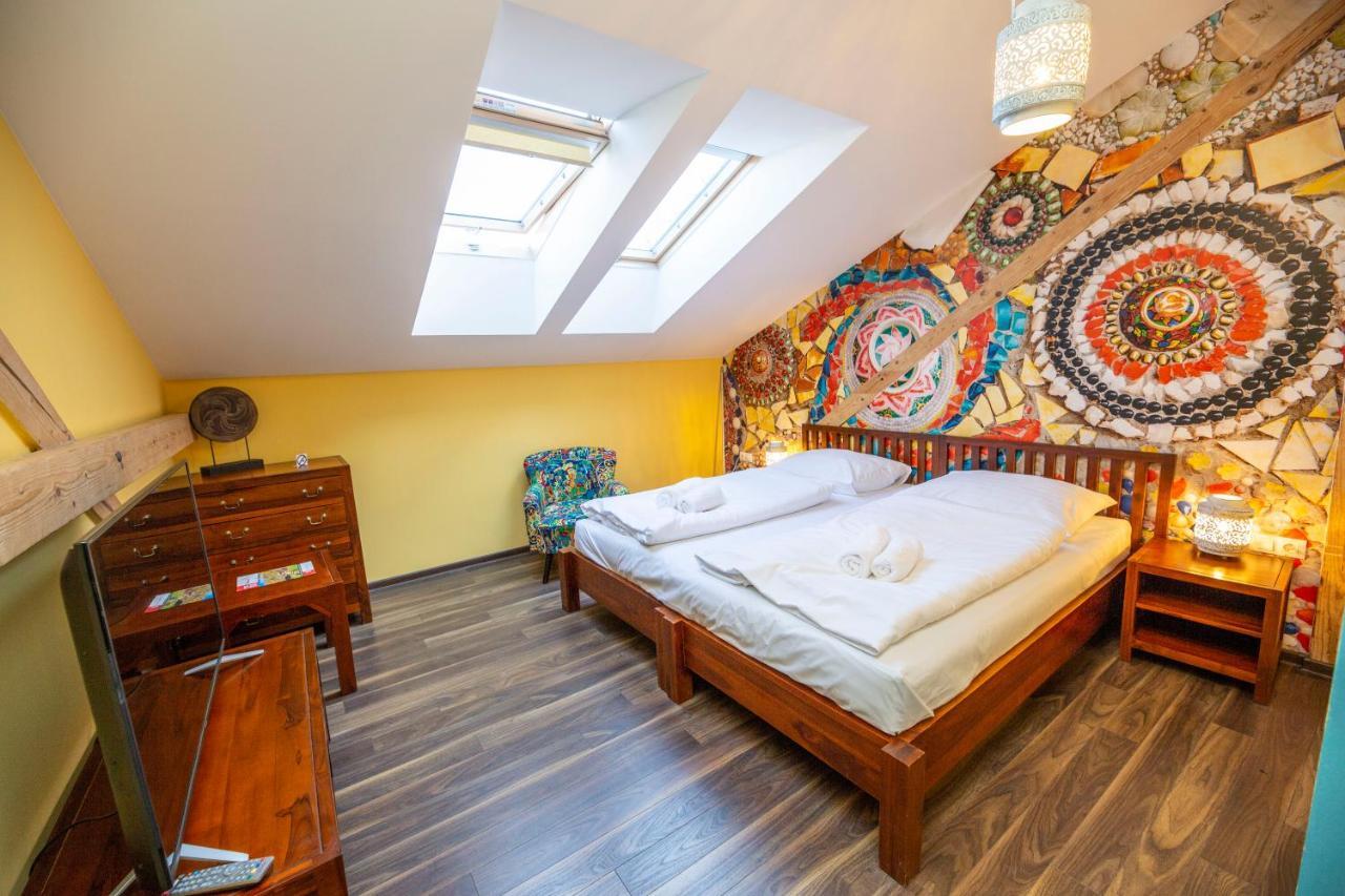 In Spirit, Hotel V Roznovskem Pivovaru - Pivni Lazne, Wellness & Cokoladovna Rožnov pod Radhoštěm Buitenkant foto