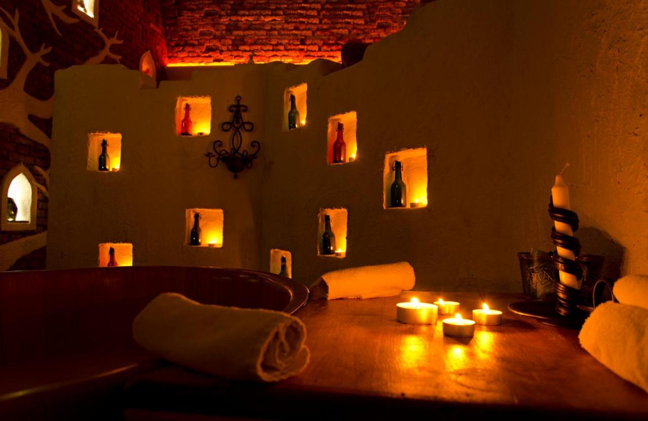 In Spirit, Hotel V Roznovskem Pivovaru - Pivni Lazne, Wellness & Cokoladovna Rožnov pod Radhoštěm Buitenkant foto